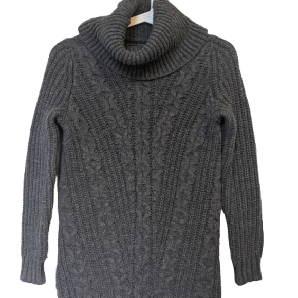 Banana Republic Grey Knit Turtleneck Sweater - Picture 2 of 6